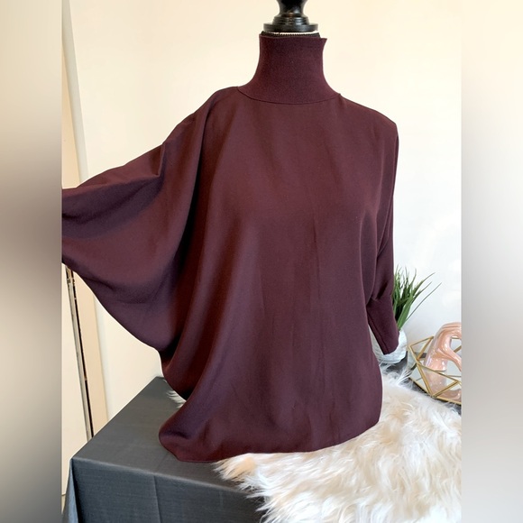 Babaton Aritzia Burgundy Blouse Flowy - Picture 2 of 8